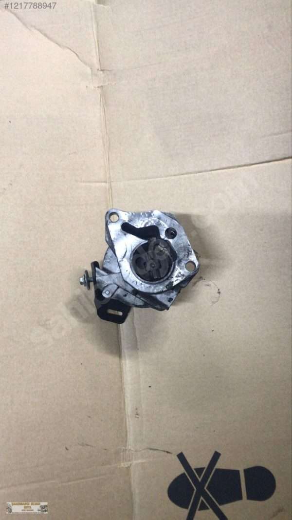 Renault Megane 3 fluence fren vakum pompası Çıkma 146505272r